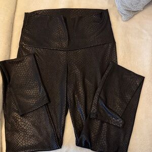 Black Textured Leggings